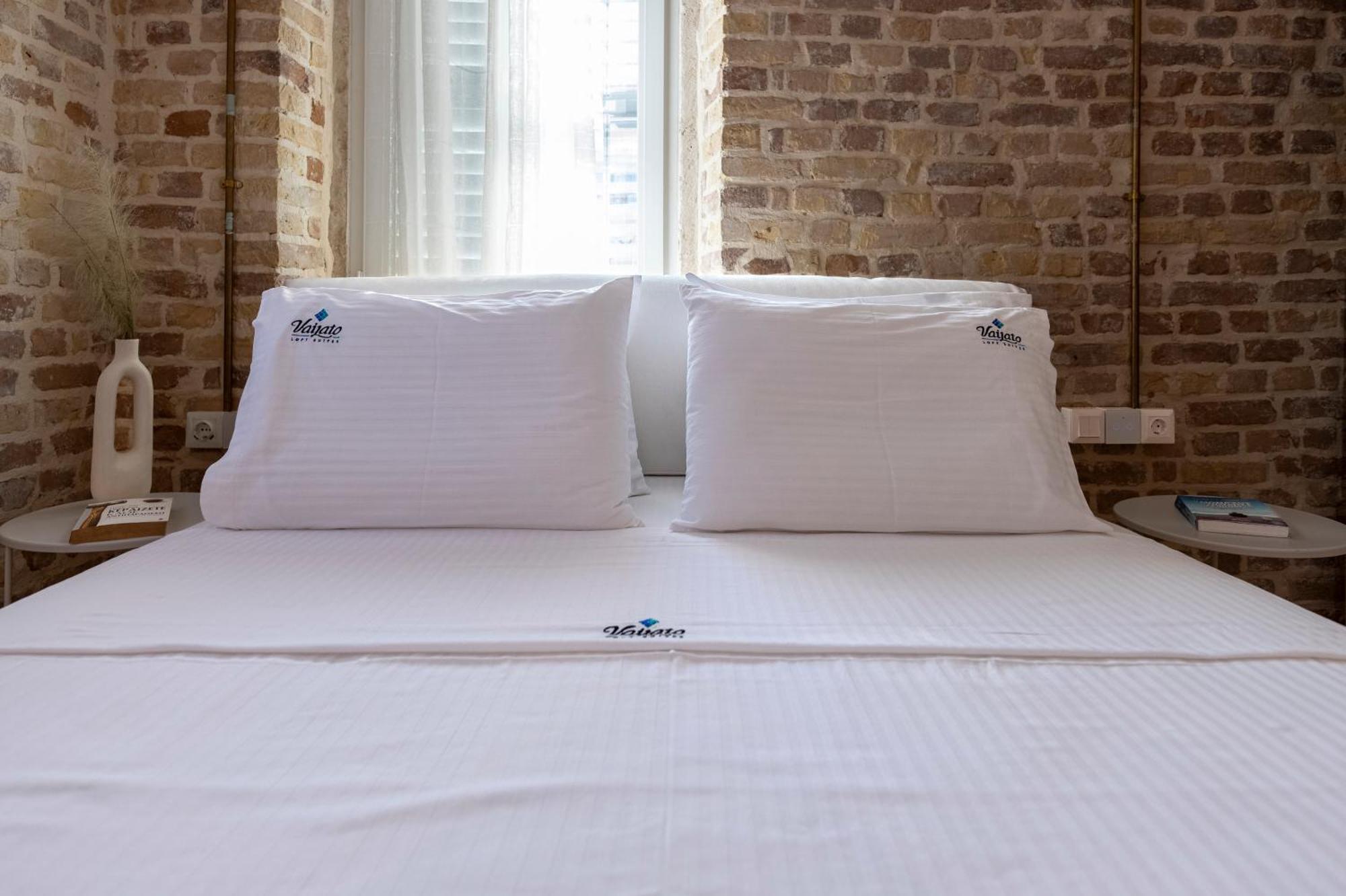 Vailato Swan White Suite Corfu  Bagian luar foto