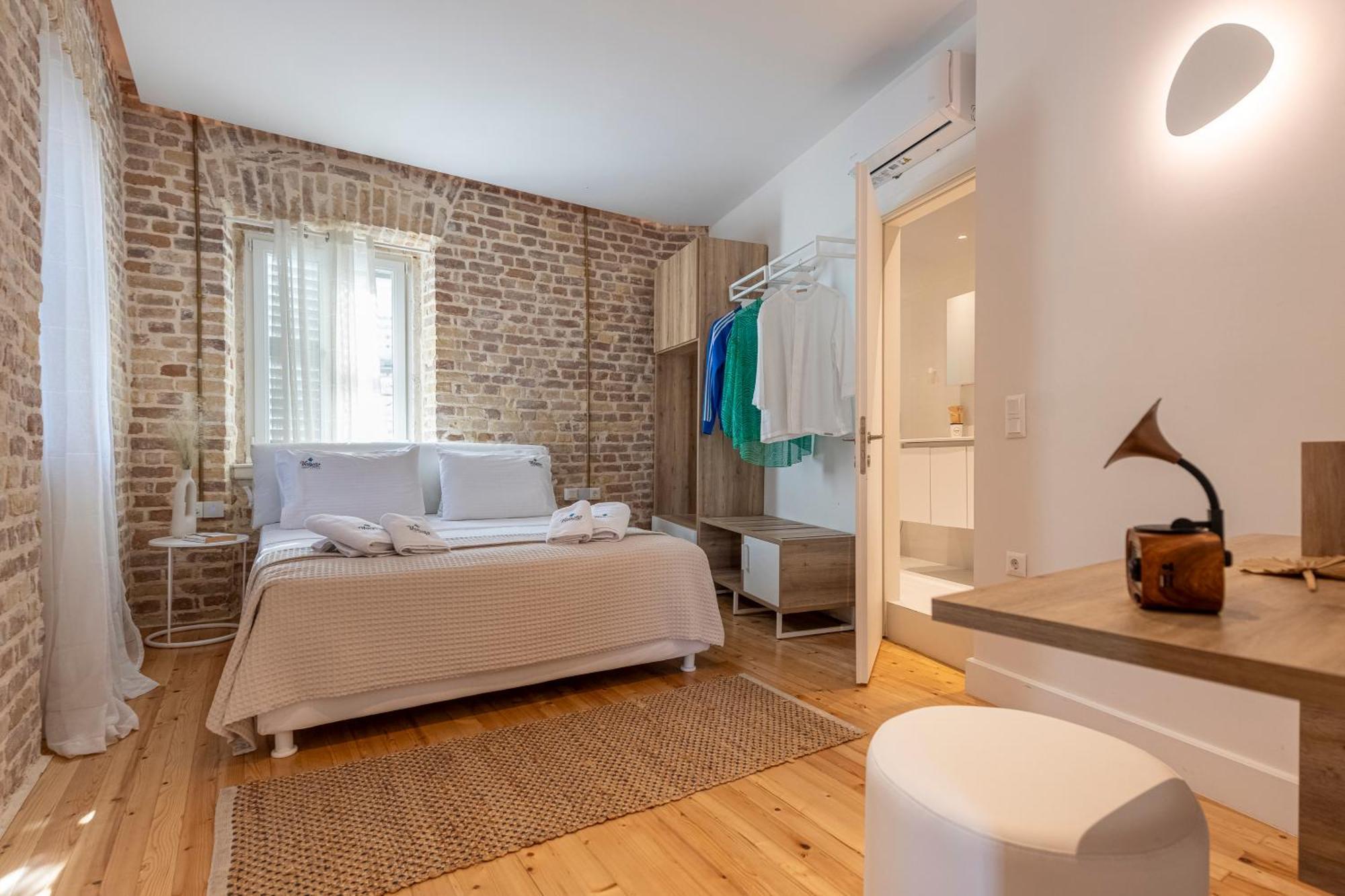 Vailato Swan White Suite Corfu  Bagian luar foto