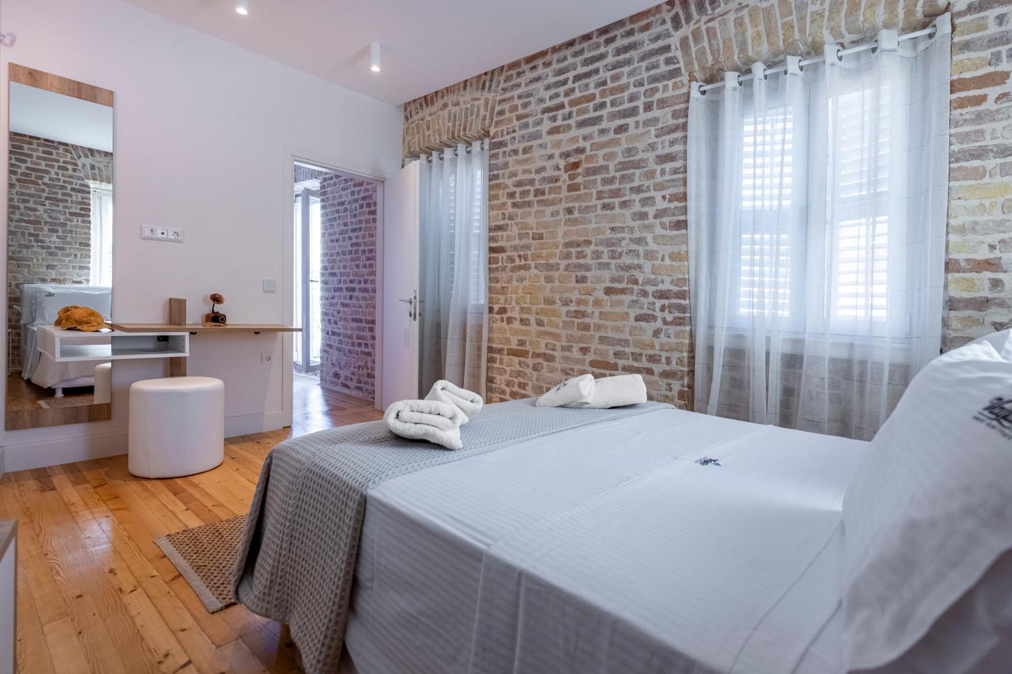 Vailato Swan White Suite Corfu  Bagian luar foto